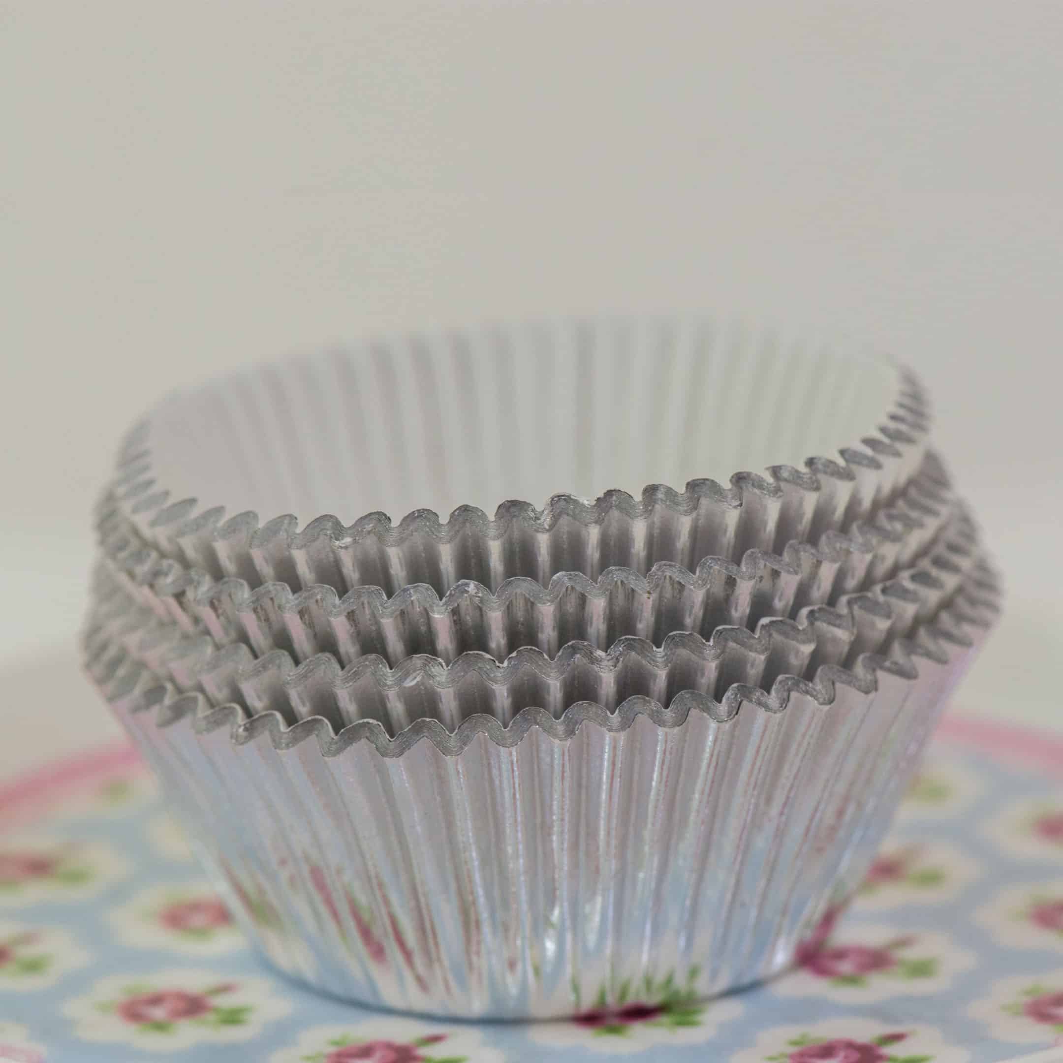 jp_silver_foil_cupcake_cases.jpg Silver Foil Cupcake Cases - Image 1
