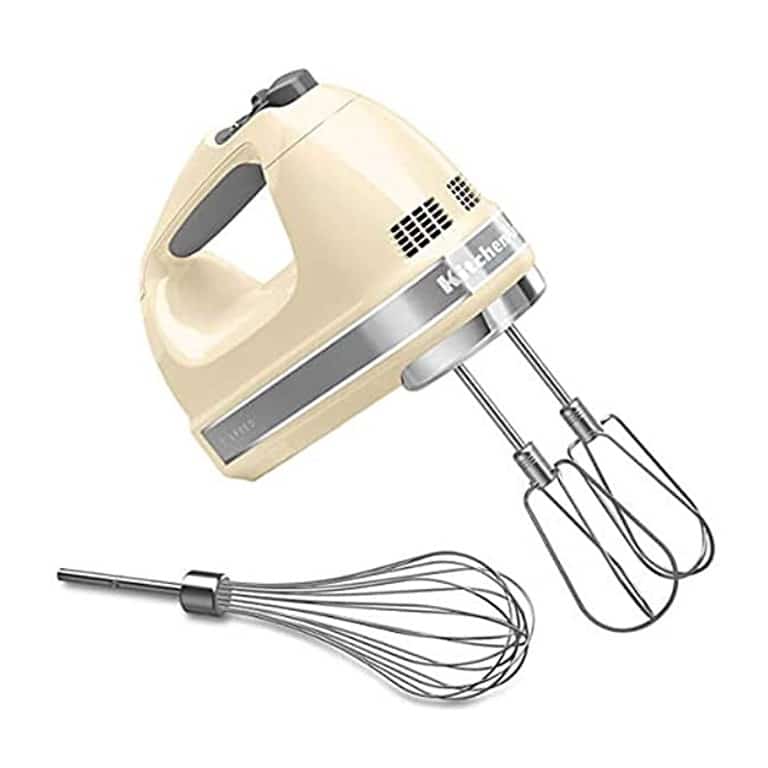 25224952-9f36-45fa-8983-3f14afdd2f4a.jpg Kitchen Aid Hand Mixer 7 Speed- ALMOND CREAM - Image 1