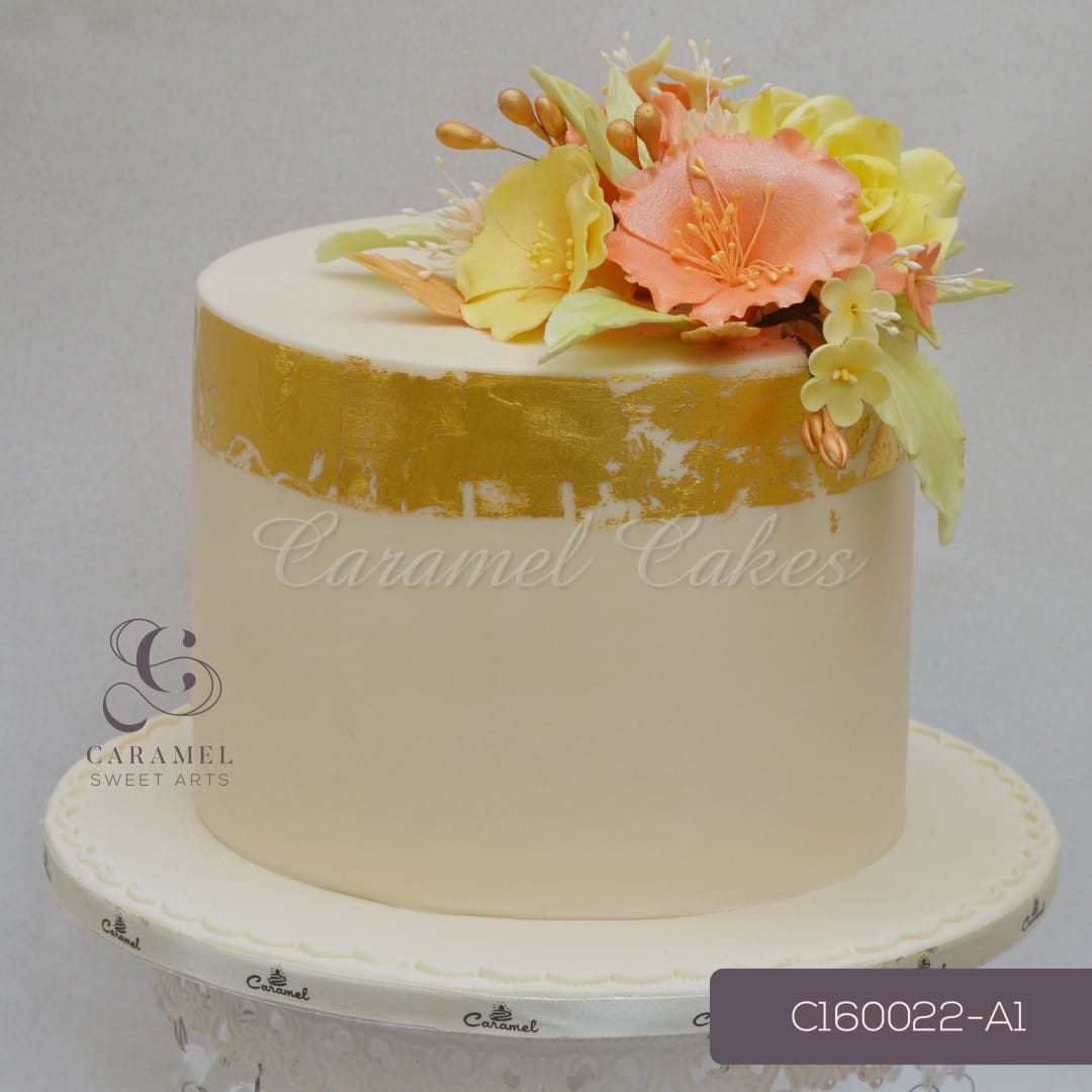 c160022-a.jpg Engagement Cake - Image 1