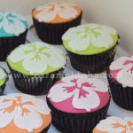 Hawaiian Themed Cupcakes