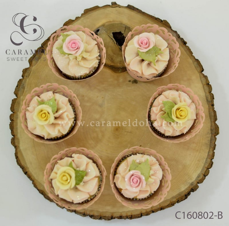 c160802-b.jpg Flower Themed Cupcakes - Image 1