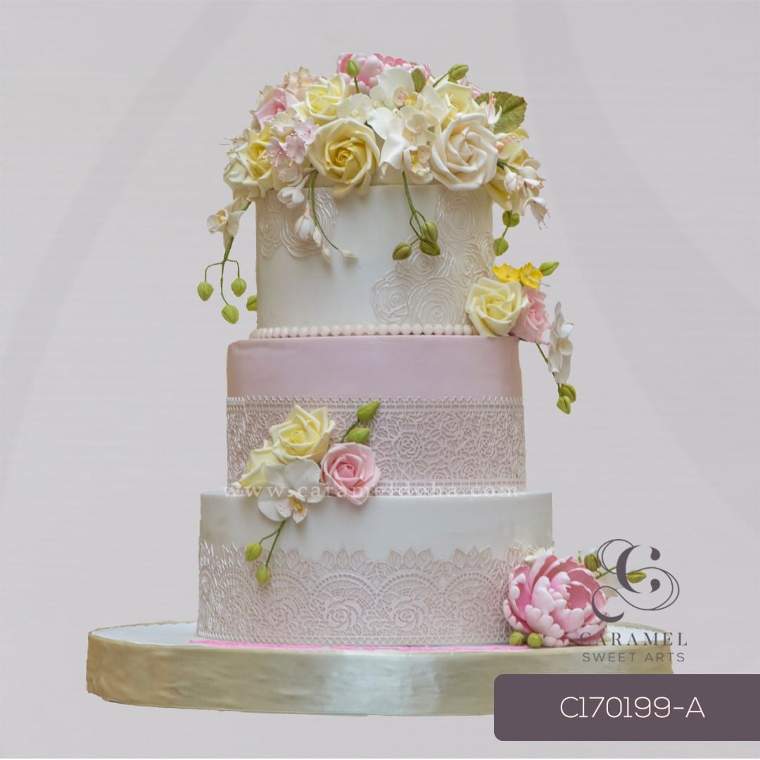 c170199-a_1.jpg Engagement Cake - Image 1