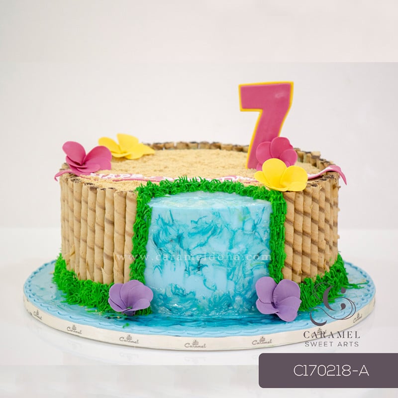 c170218-a.jpg Hawaiaan Themed Cake - Image 1