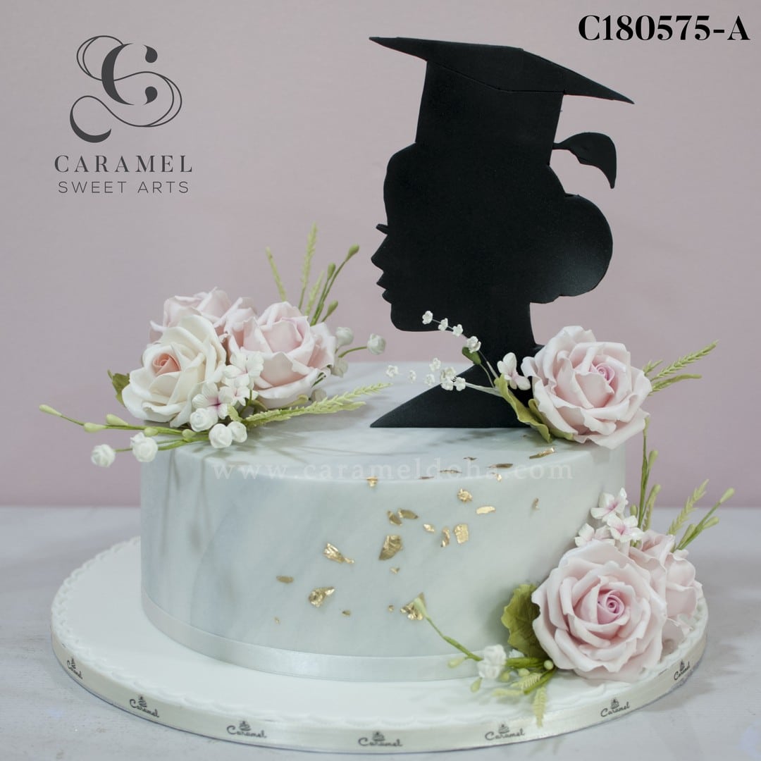 c180575-a.jpg Graduation Cake - Image 1