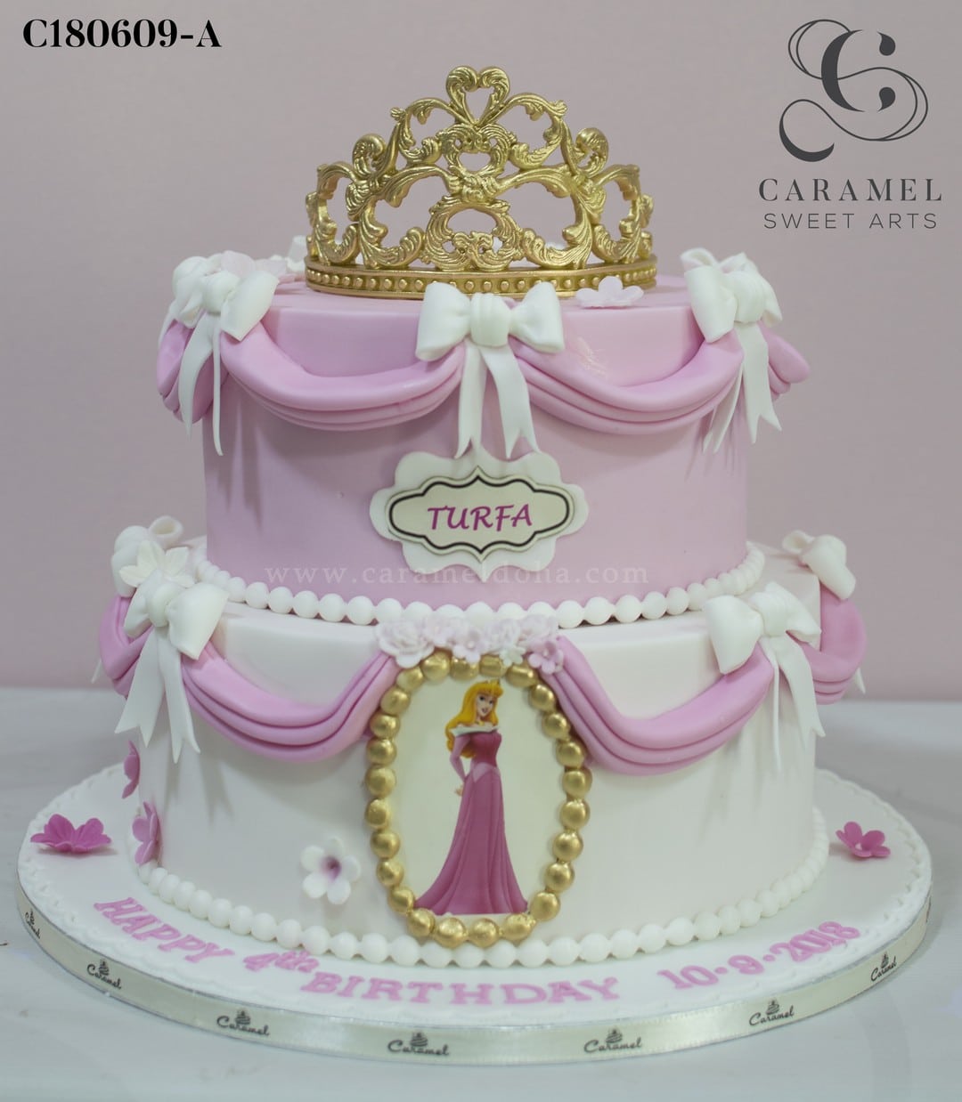 c180609-a.jpg Sleeping Beauty Aurora Cake - Image 1