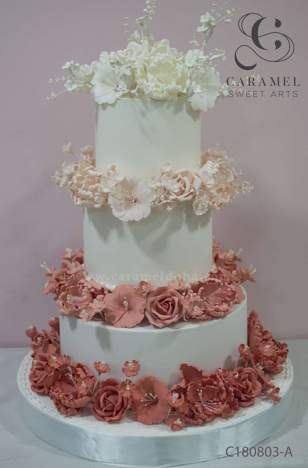 c180803-a.jpg Ombre Pink Wedding Cake - Image 1