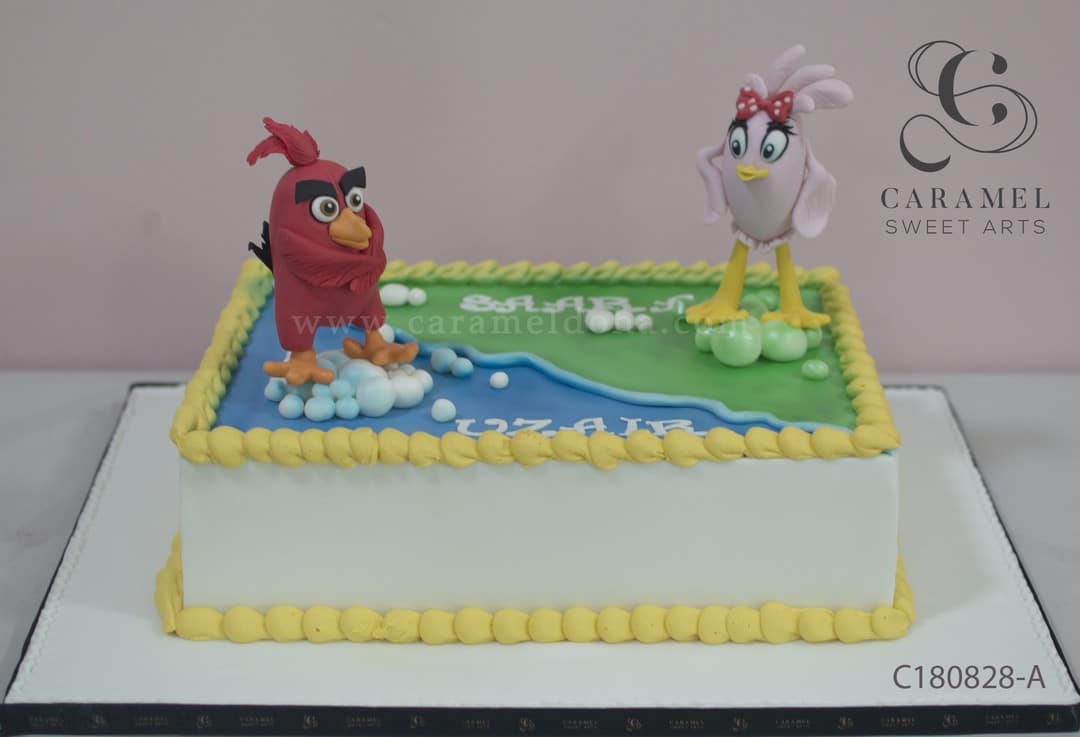 c180828-a.jpg Angry Bird Cake - Image 1