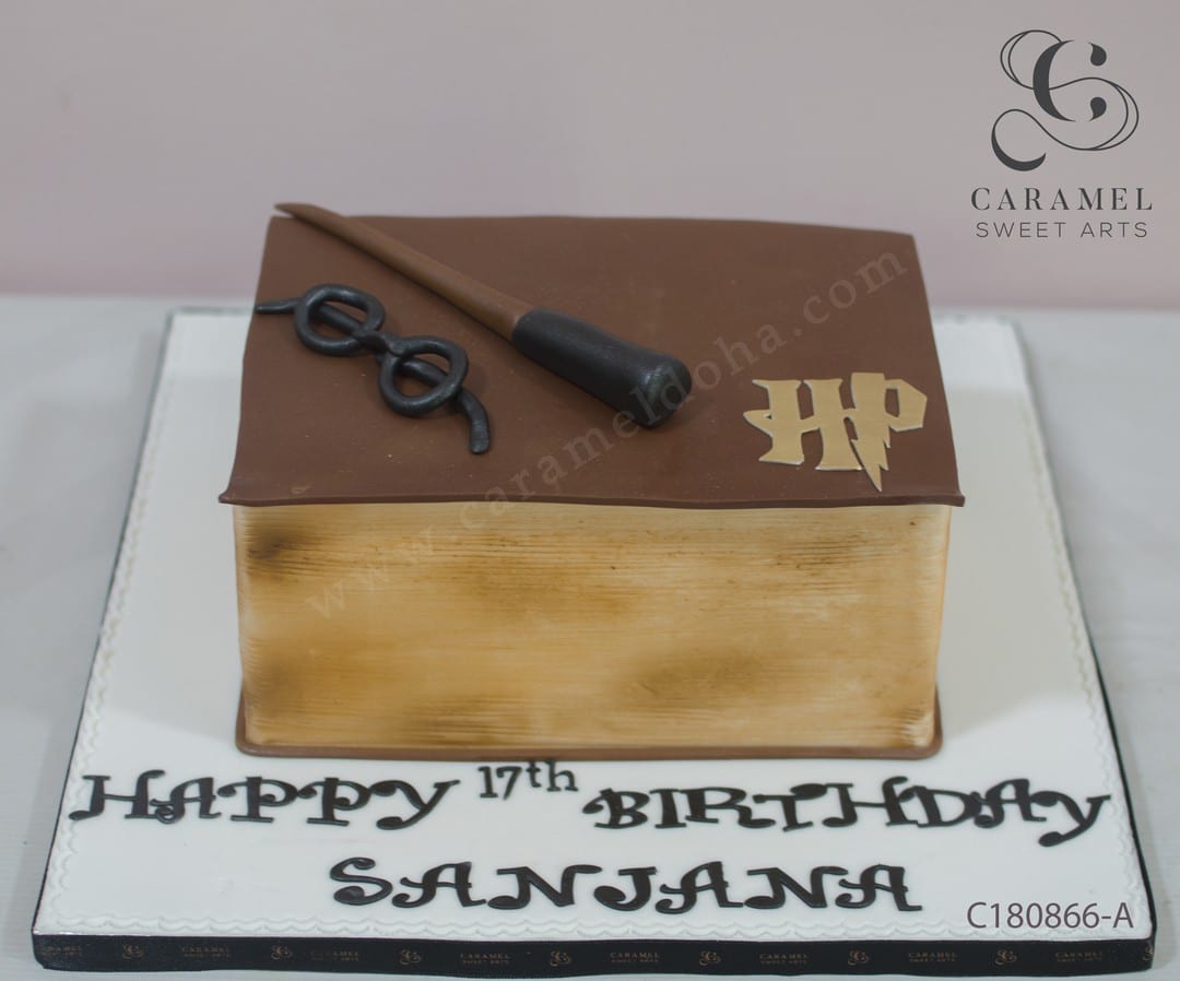 c180866-a.jpg Harry Potter Cake - Image 1