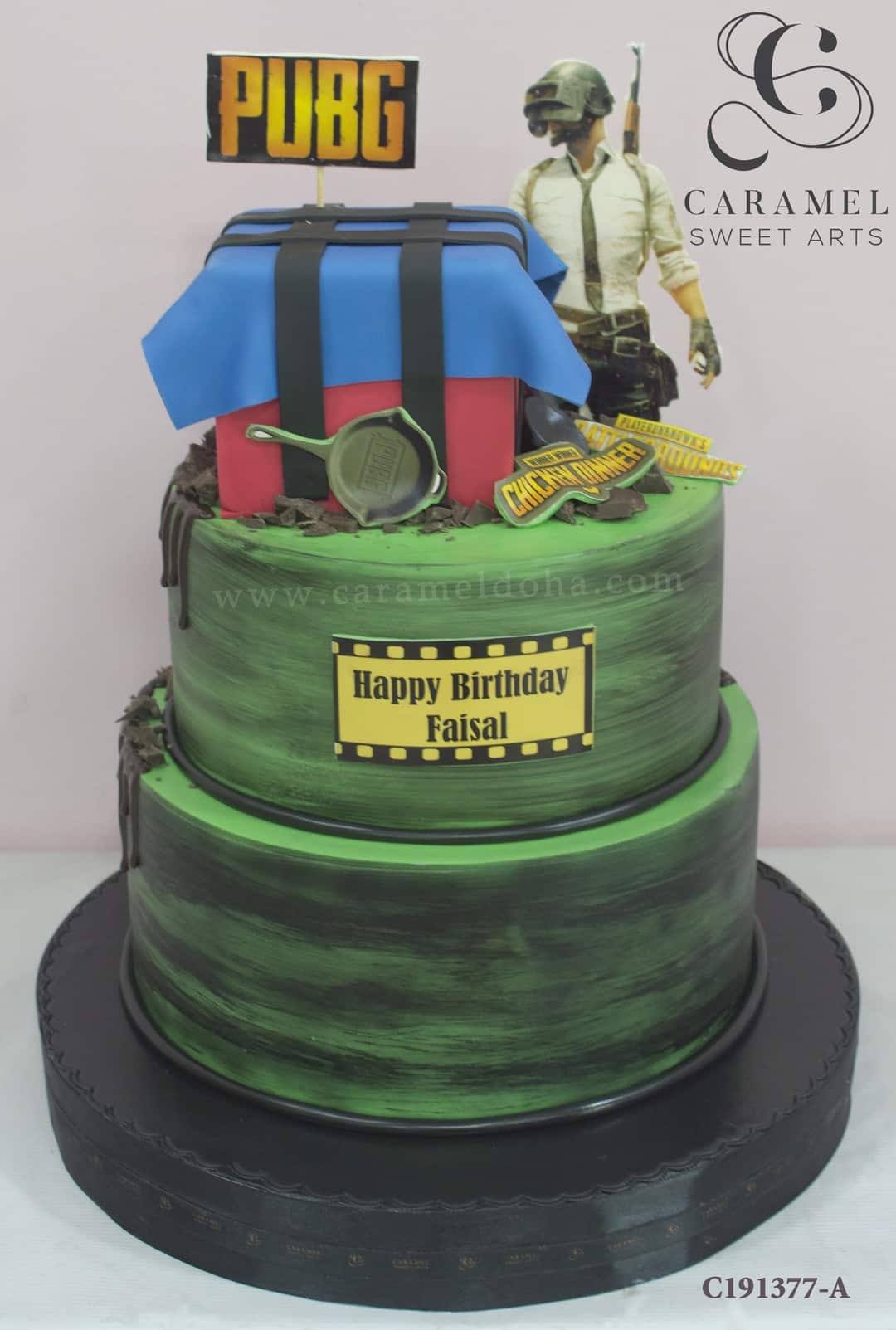 c191377-a.jpg Fortnite Cake - Image 1