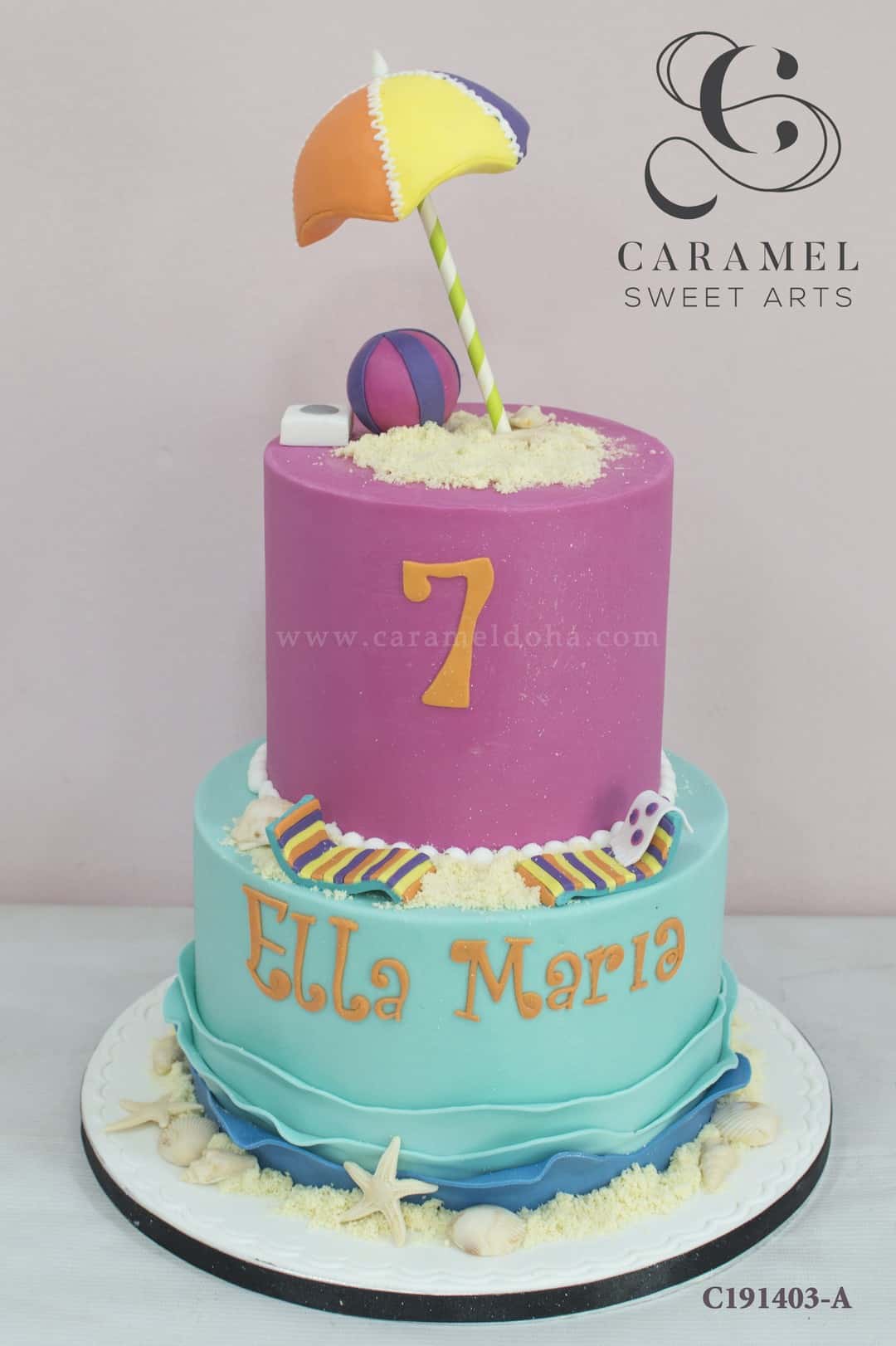 c191403-a.jpg Beach Themed Cake - Image 1
