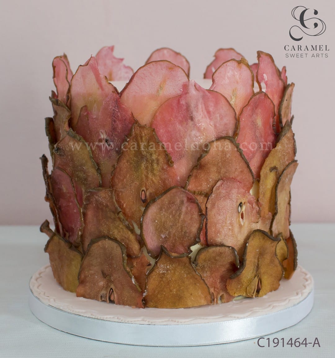 c191464-a.jpg Pink Gatsby Themed Cake - Image 1