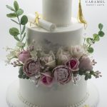 Graduation Flowers Cake