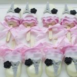 Eiffel Tower Cakesicles