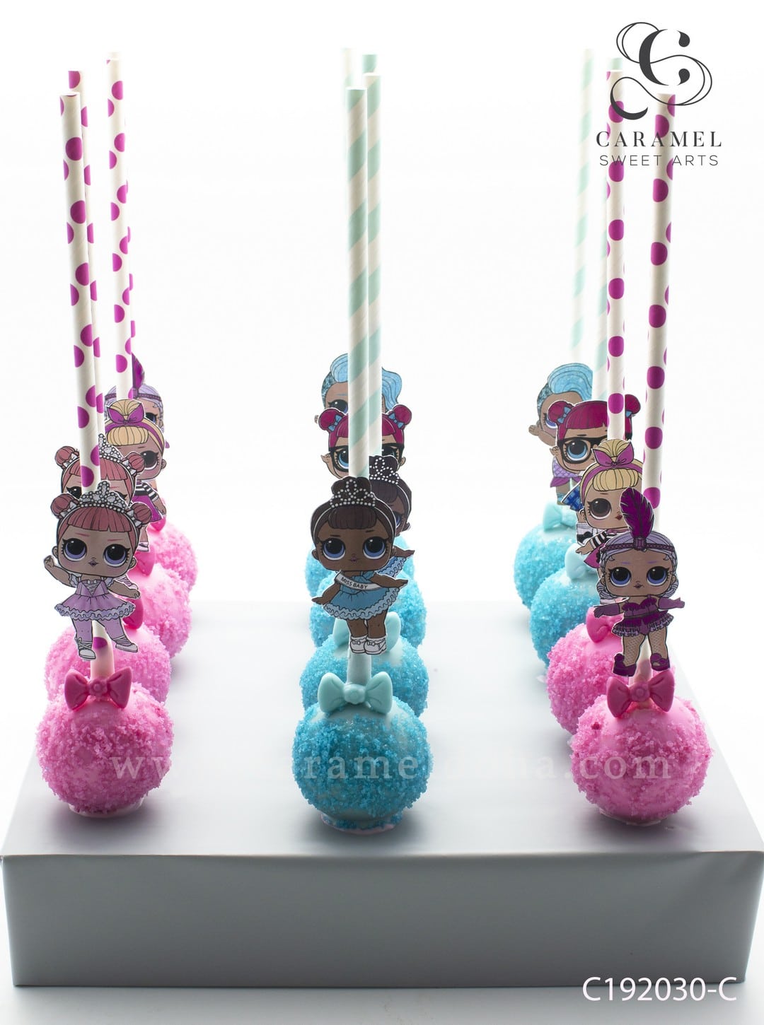 c192030-c.jpg LOL Surprise Cakepops - Image 1