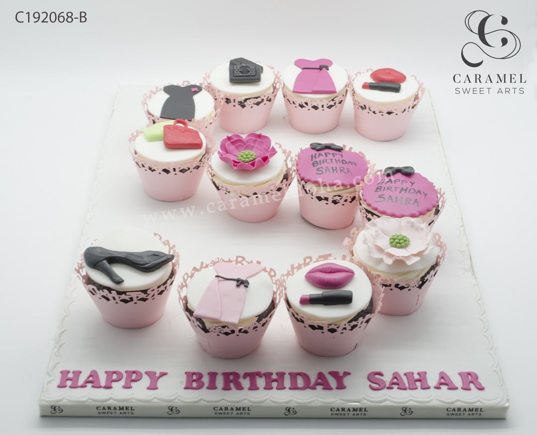 c192068-b.jpg Number 5 Fashion Theme Cupcakes - Image 1